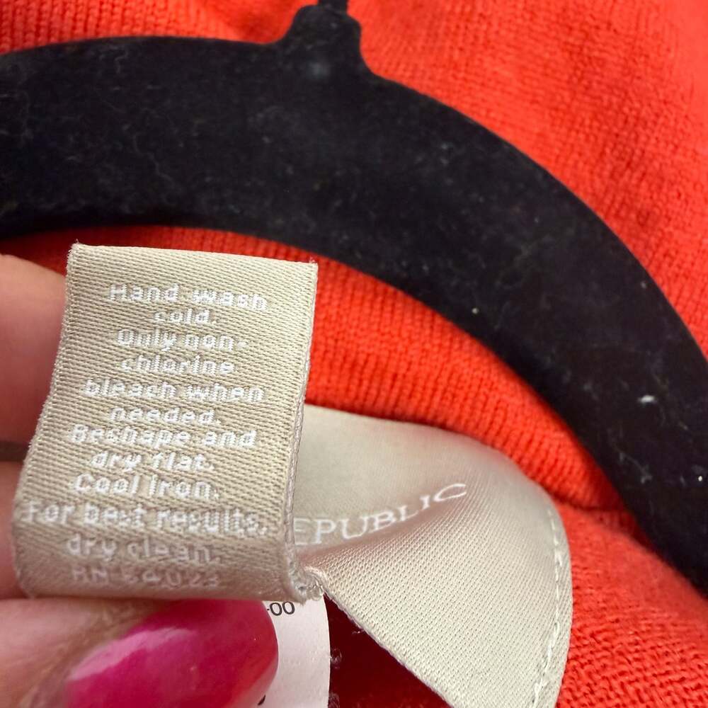 Banana Republic Orange 100% Merino Wool Houndstooth Panel Sweater - Picture 5 of 6